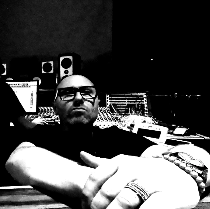 Steev Crispin, Studio DADA